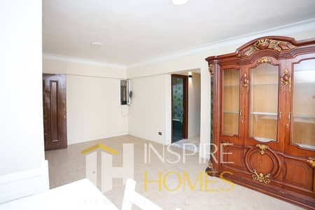 Your Apartment in One of Bolkly’s Finest Locations with an Open View