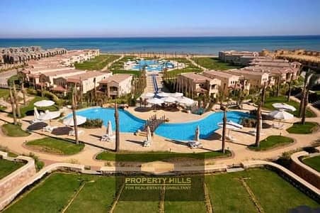 شالية متشطب استلام فورى فى لافيستا 6 العين السخنة بفيو  مباشر على البحر