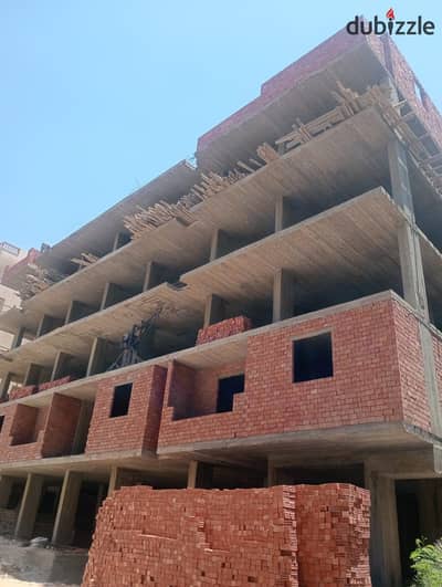 128-meter apartment red brick back