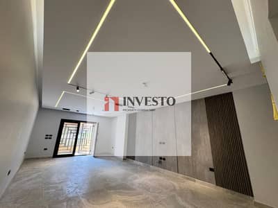 Apartment for rent in Al Obour City, ultra super lux finish, ready for habitation, ground floor with private garden