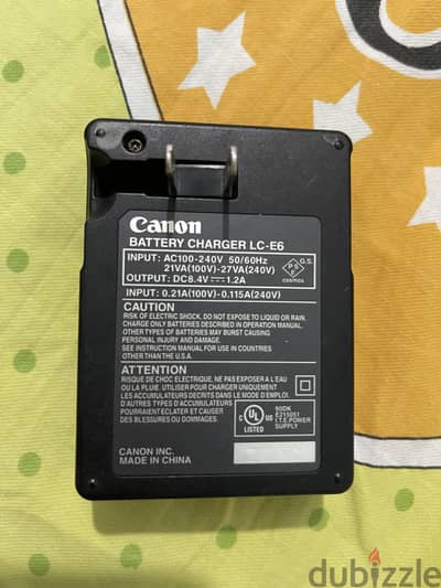 شاحن بطاريات canon