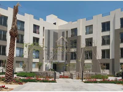 Palm Parks Compound - Palm Hills Zayed, October. Ground floor + garden, 133 sq m. 500,000 EGP less than the company price. Minutes from Dahshur Link a