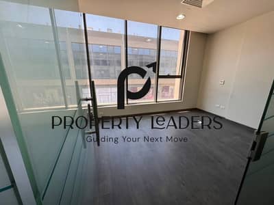 Office for rent in the lane - 165 m- prime location