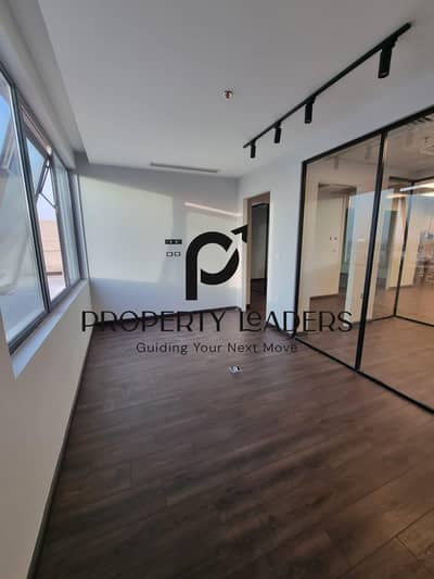 Office for rent in Portal - 150 meters SODIC - Sheikh Zayed