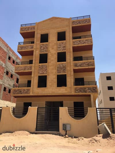 First floor apartment, second number from Al Ain Mall and the Suez Road