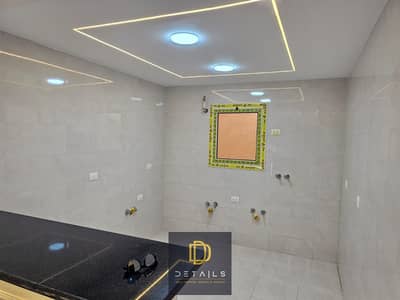 145 sqm apartment for sale in El Khamayel Compound. First occupancy, high-end finishing, and a prime location.