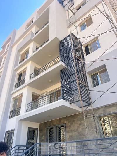Semi-finished apartment for sale with an installment plan of up to 12 years—HDP’s Talda project in the heart of Mostakbal City, directly adjacent to T