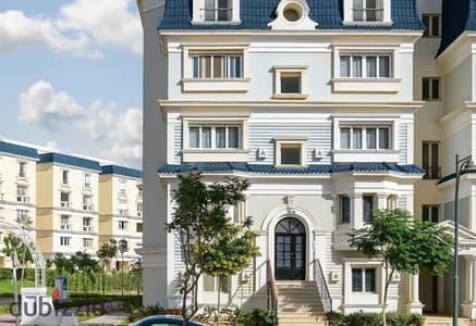 I Vill Roof -Ultra Super Lux With Kitchen& Dressing -300 Sqm -Prime Location In Mountain View Hyde Park,New Cairo