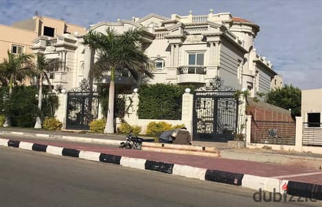Palace-Style Villa for Sale with Luxury Finishing at El Shorouk City –On the Main Middle Ring Road Next to BUE