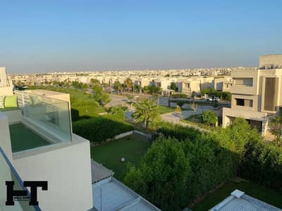 سينيور شاليه علوي كبير للبيع تشطيب فاخرو مفروش بالكامل بموقع متميز في هاسيندا باي الساحل الشمالي