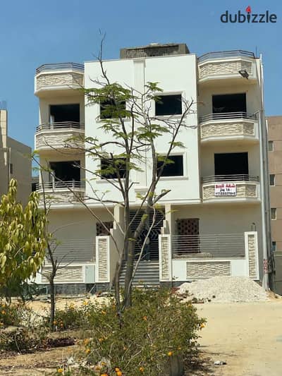 Apartment for sale in the Northern Tourist area behind Mall of Arabia