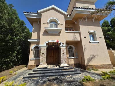 A standalone villa with high-end finishes, model G in VG2
