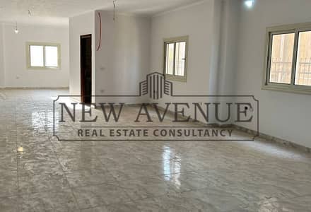 مساحة تجارية مميزة تناسب جميع الأنشطة في  Central New Cairo 5th settlement
