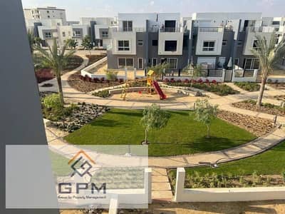 توين هاوس ريسيل تكملة اقساط 217 متر فى كمبوند هايد بارك التجمع الخامس Hyde Park New Cairo