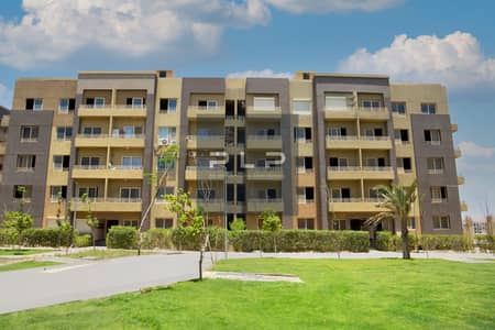 Fully finished apartment, ready for immediate move-in, at the lowest price on the market in the Katameya Gardens compound.
