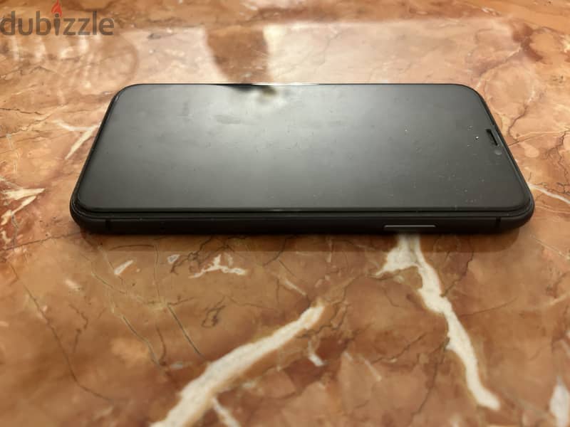 Apple - iPhone 11 1