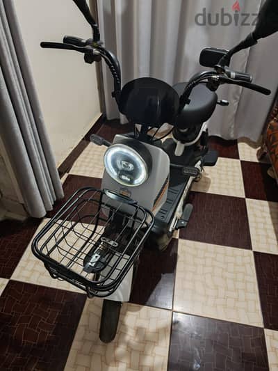 اسكوتر افيا كهرباء