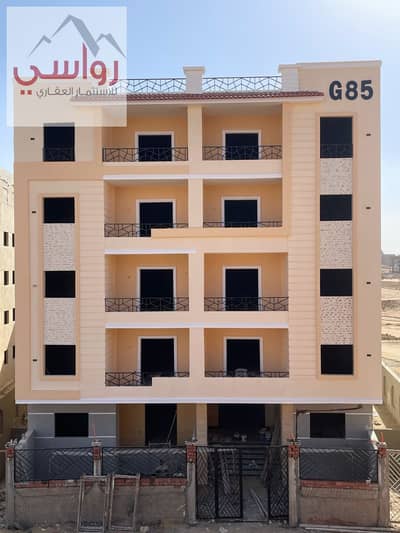 افضل سعر شقة استلام فوري في بيت الوطن التجمع الخامس 18500 المتر 170 م موقع مميز في الحي التالت خطوات من كمبوند بالم هيلز وماونتن فيو وقسط 4 سنين
