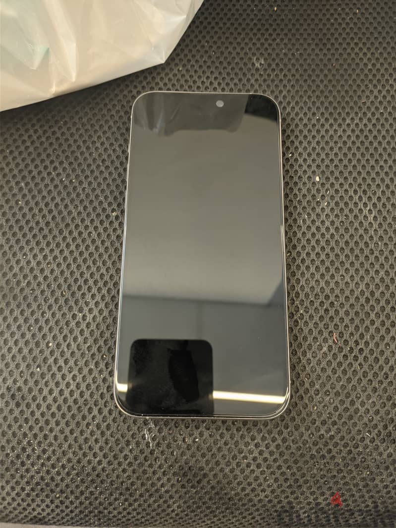 Apple - iPhone 15 Pro Max 2