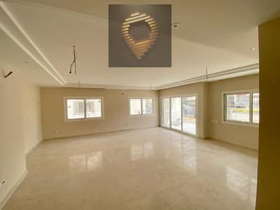 Twin house villa with special kitchen finishes for rent in Madinaty, in the most prestigious phases (VG5).