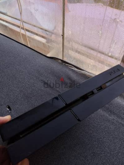 ps4 500GB بحالة كويسة