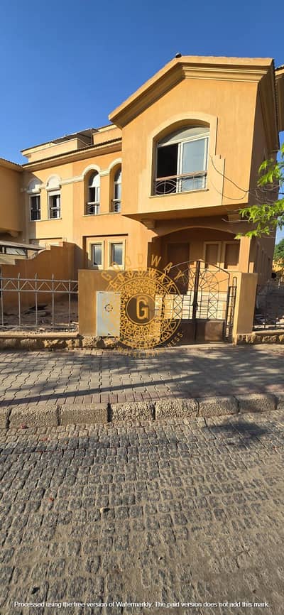 FOR SALE  Twin Villa in Dyar Compound
