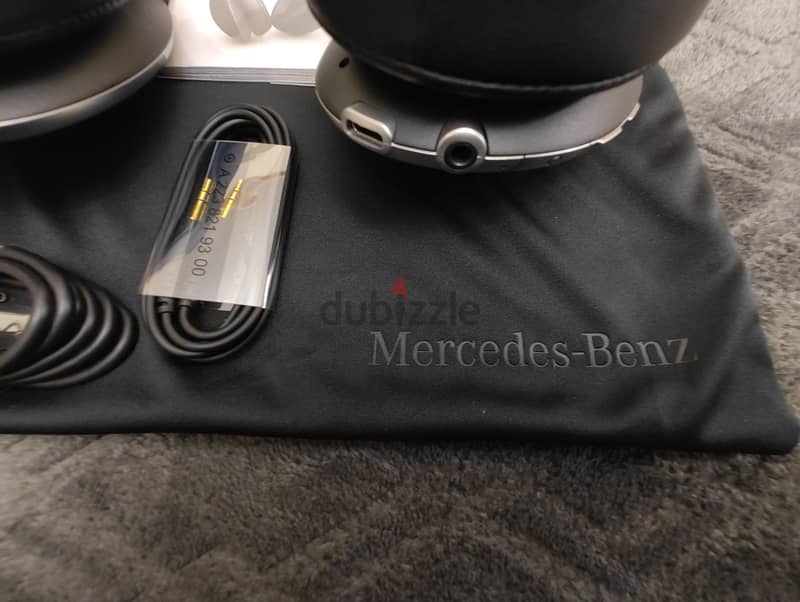 Mercedes Benz Headset 5