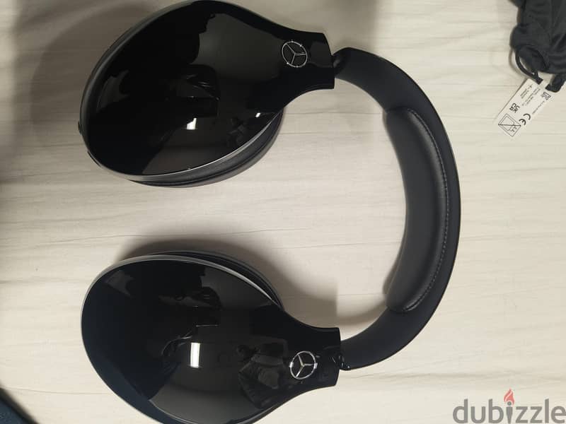 Mercedes Benz Headset 16