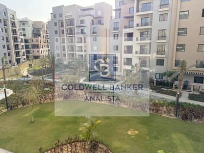townhouse middle for sale in district 5  258m land 200m 3bedrooms 4 bathrooms semi finished prime location