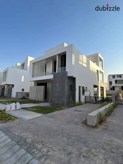 Villa in Joulz Compound | 4 Bedrooms + Nanny's Room + Driver's Room