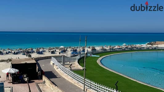 Chalet for rent, first row by the sea and lake