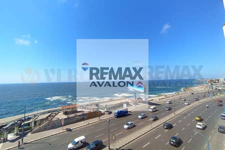 Apartment for sale licensed with a direct sea view 280m Al-Ibrahimiyah (directly on the sea)