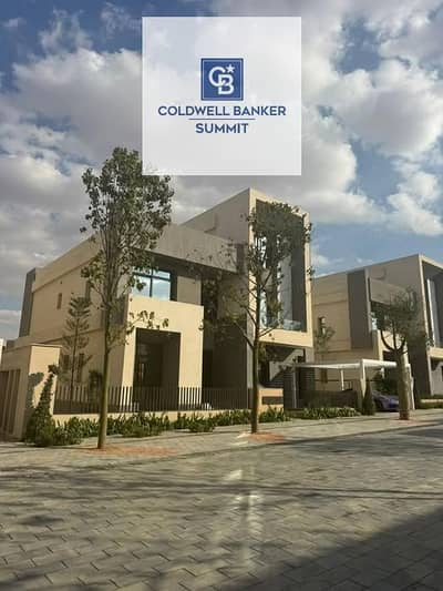 standalone for sale directly on Suez Road in Saada Compound    Side by side with Hassan Allam in New Cairo