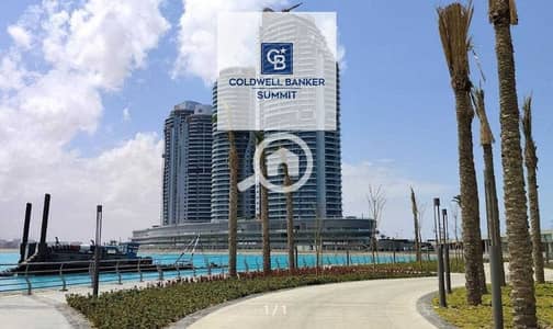 For quick sale at the old price: 217 sq m apartment with double sea and crystal lagoon views, ready for immediate occupancy in Al Alamein Towers, Nort