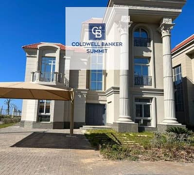 Villa for sale at the old price, 400 sq m, immediate delivery in Zahia Compound, New Mansoura, on the sea (villa compound only), installments over 12