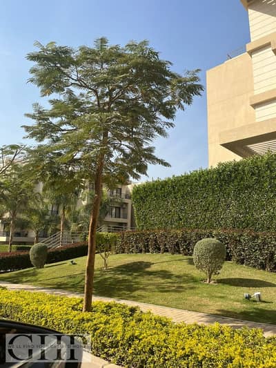 شقة مع جاردن تشطيب كامل للبيع في فيفث سكوير، مراسم، القاهرة الجديدة  Fifth Square Marasem New Cairo