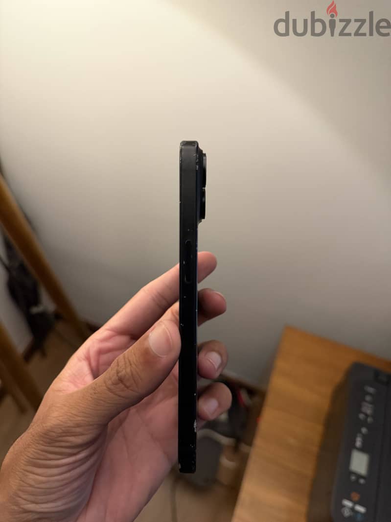 Apple - IPhone 15 2