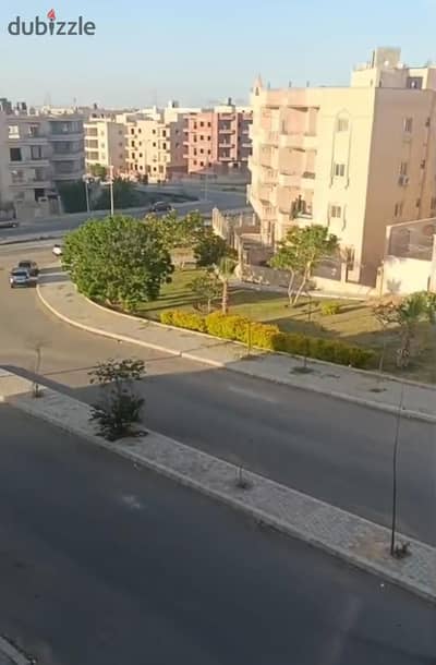  للبيع شقة لقطة بمدينة الشروق – المنطقة الثانية