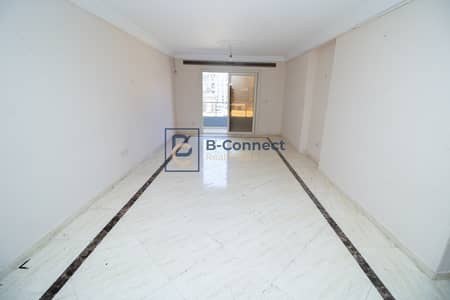 - Apartment for sale 150m in Loran - branching from Shaarawi - steps from the tram - open views onto the street