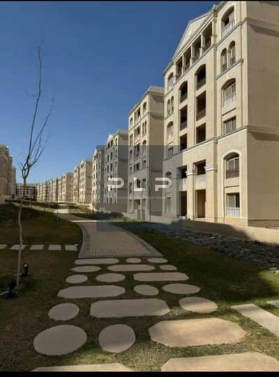Apartment for sale, resale, Ready to move , lowest price, prime location, open view overlooking the landscape in Lavenir Compound