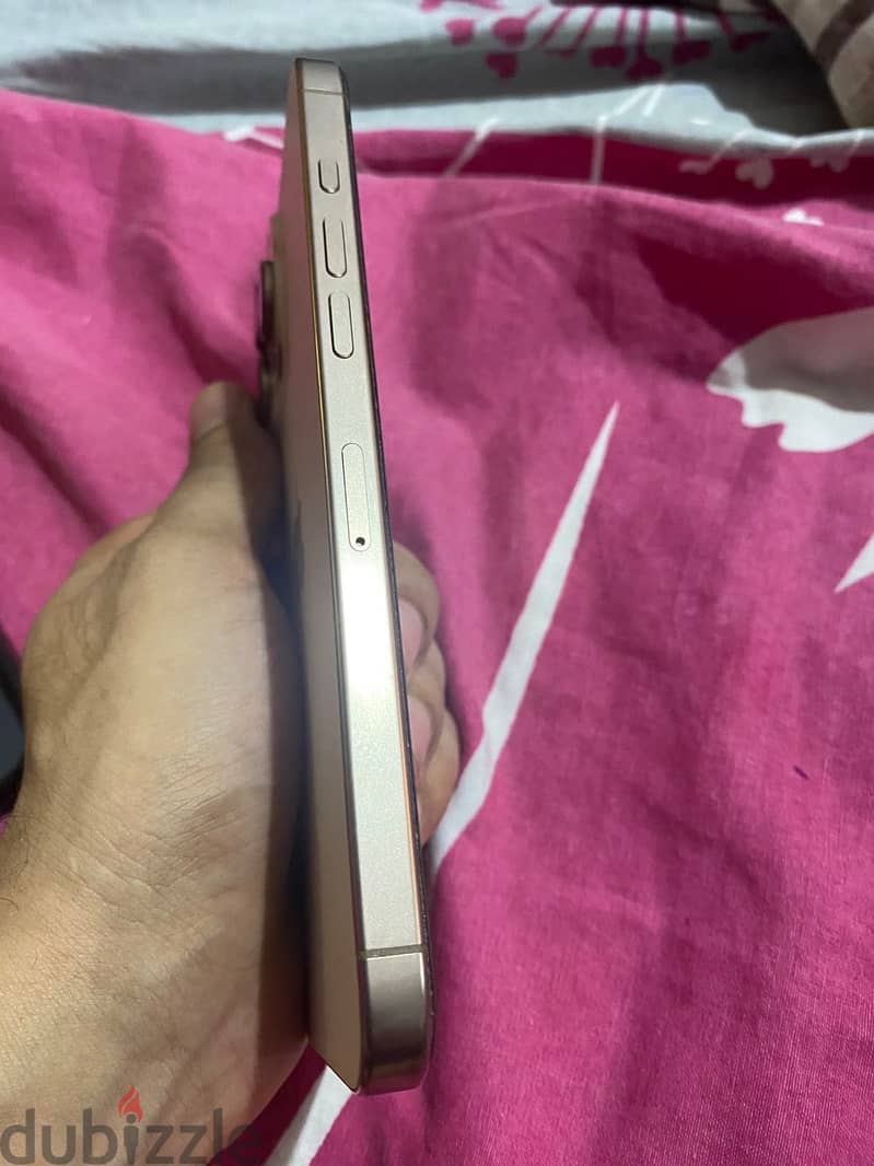 Apple - iPhone 16 Pro Max 4