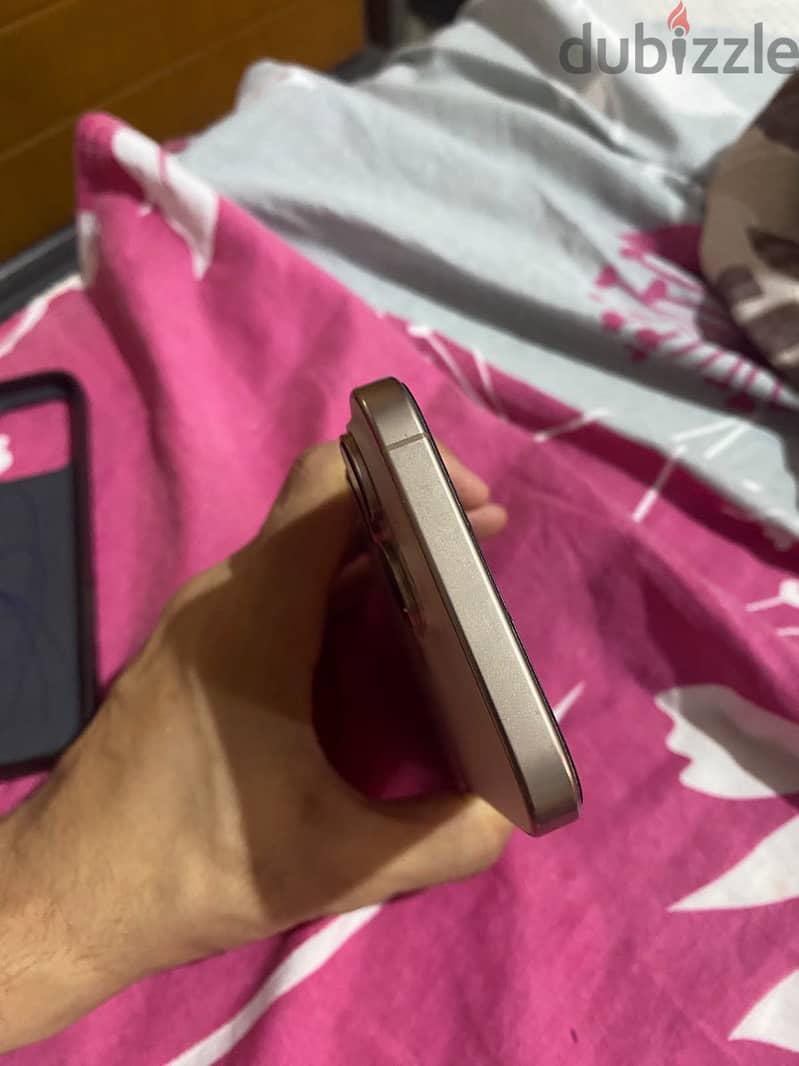 Apple - iPhone 16 Pro Max 5