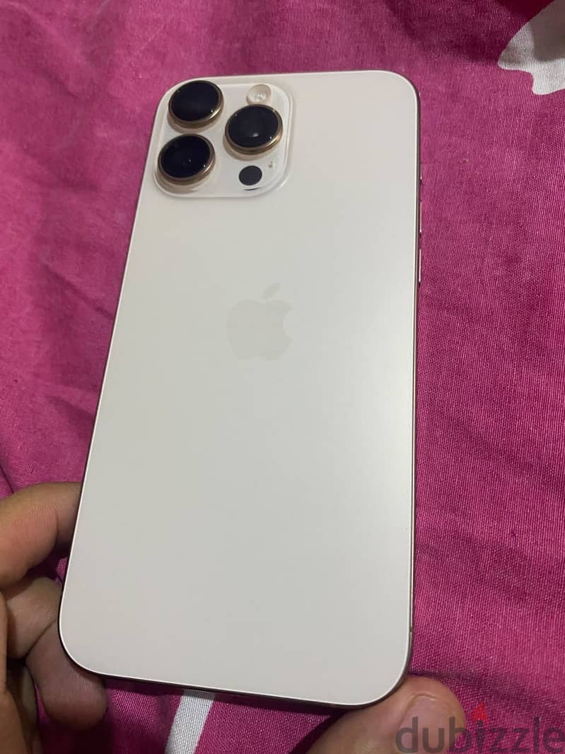 Apple - iPhone 16 Pro Max 7