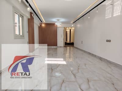 تحفه معماريه 225م -2015 –4غرف بشارع اتجاهين من مكرم عبيد