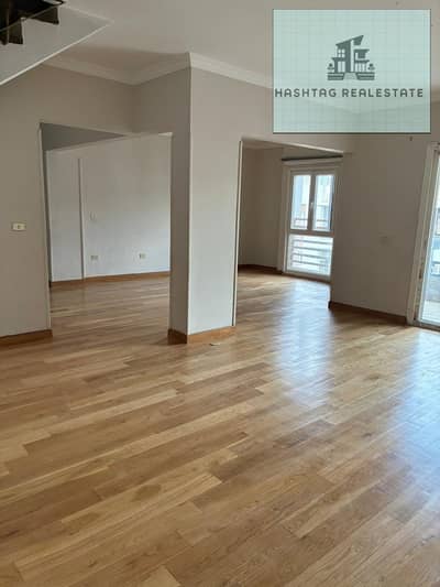 Penthouse for sale zayed dunes Area 198 m 3 bedrooms 2 master  4 bathroom  Kitchen and Ac’s Asking price 10.750. 000