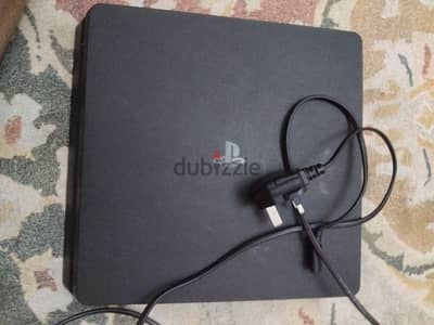 PlayStation 4 Slim 500GB بحالة ممتازة - الإسكندرية