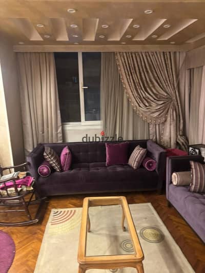 For sale, a 160m apartment in Maadi, the third section from NIRCO, a prime location with a distinctive facade, super lux