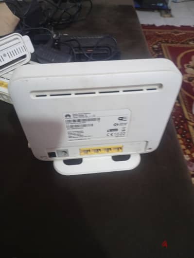 للبيع راوتر وجهاز تنقل شبكات