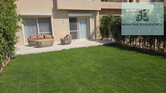 Palm hills golf extension townhouse for rent (Woodville) town house middle , almost 380m bulid up , 4 bedrooms with one room ,big living room at the r