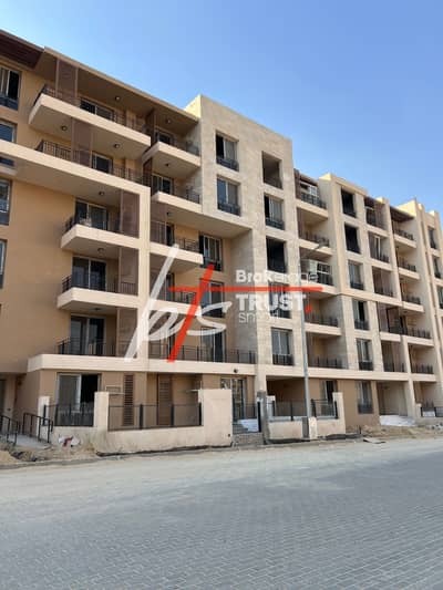 شقة للبيع دور اول 60 متر استلام فوري كمبوند تاج سيتي taj city التجمع الاول التجمع الخامس القاهرة الجديدة